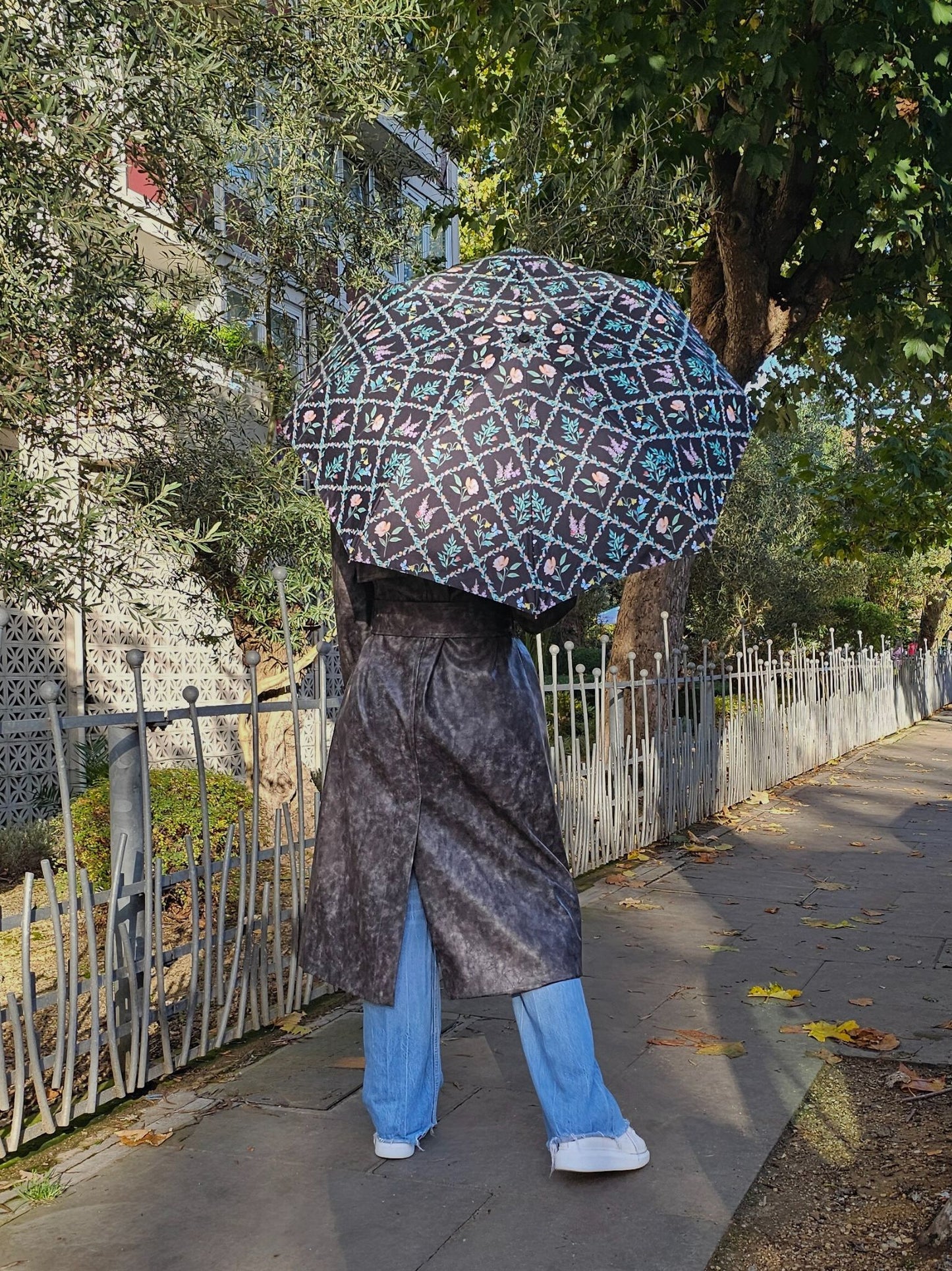 Minilite - 2 Cottage Garden Umbrella