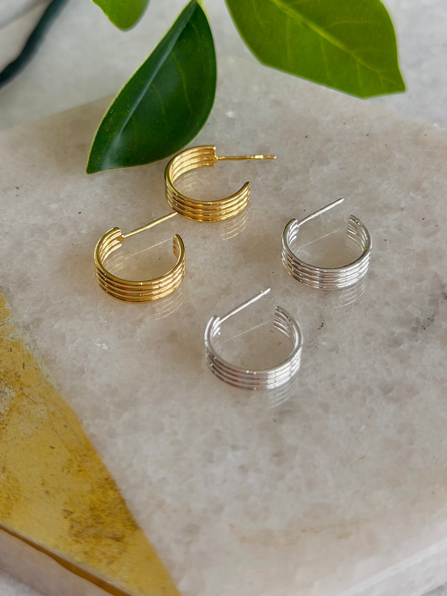 13mm Hoop With Ribs Earrings