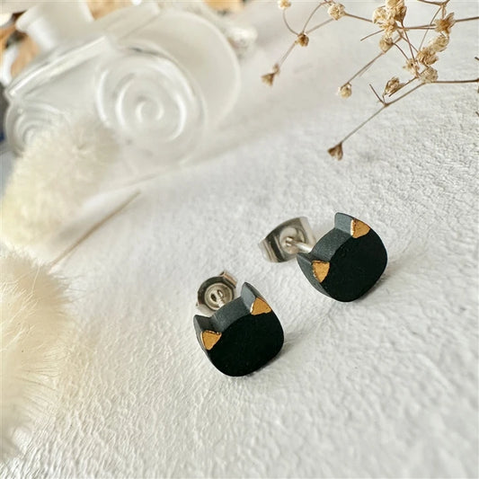 Mew Porcelain Cat Face Stud Earrings Black