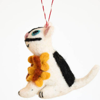 F94 - Salvador Catli Art Cat Felt Decoration