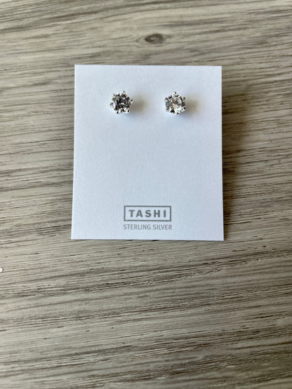 6-Prong Claw Set Stud Earrings