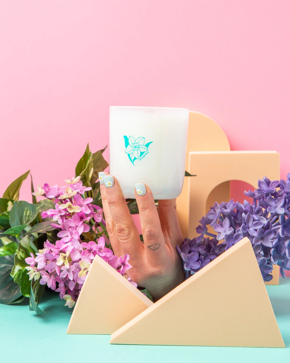 Hawaii Plumeria + Lilac Coconut Soy 8oz Candle