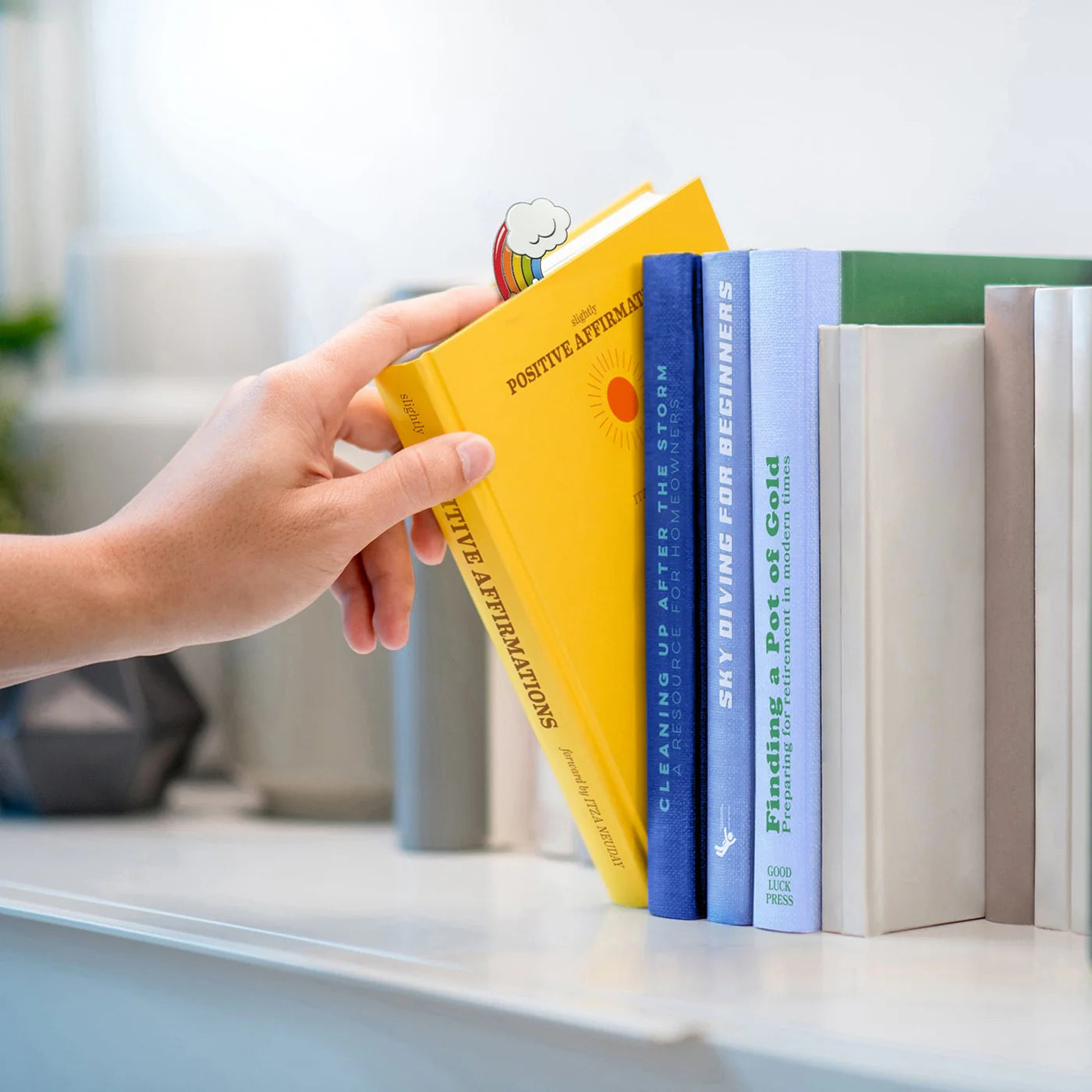 Chroma Clip Rainbow Bookmark