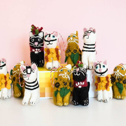 F92 - Vincat Van Gogh Cat Felt Decoration