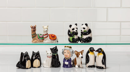 Cuddling Cat Salt & Pepper